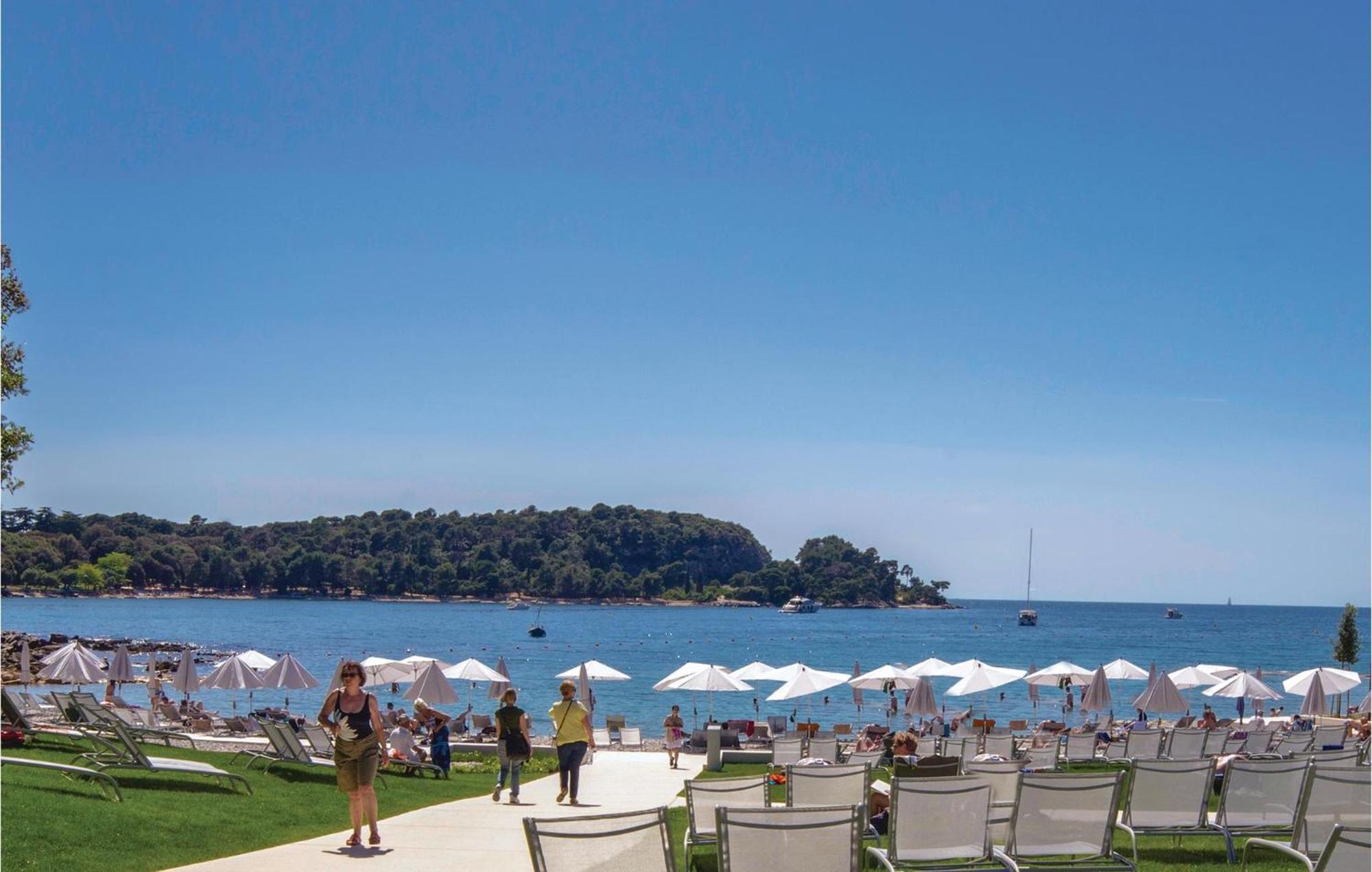 Apartment Amazing In With Wifi Rovinj